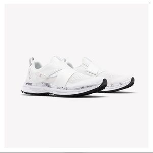 TIEM SLIPSTREAM CYCLE SHOES WITH CLEATS, WHITE MARBLE SIZE 7.5